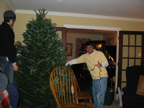 2003 12 Scott stringing lights