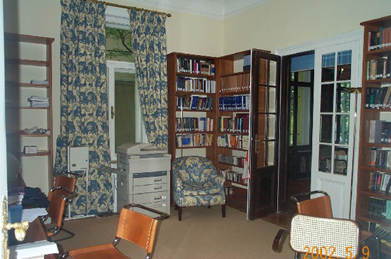 18library